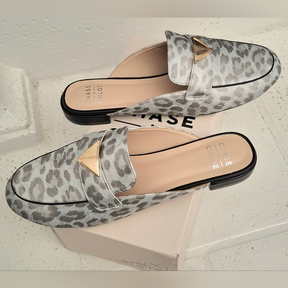 NIB Chase and Chloe Loafer Mule women shoes size 11